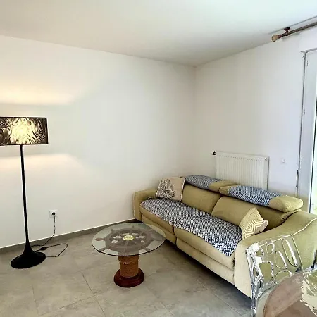 L'ancoly De St Val' *